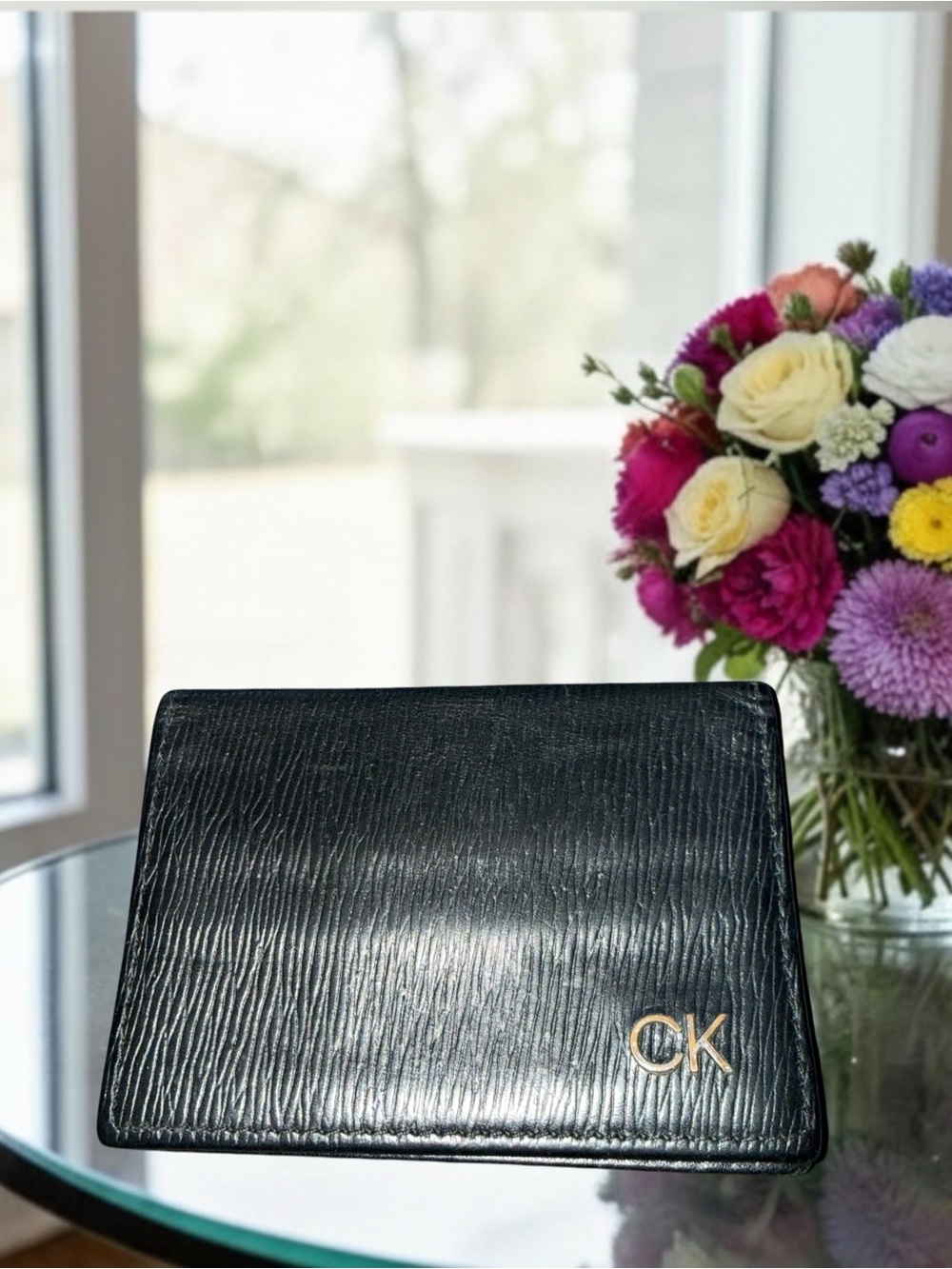 Calvin Klein Men's Black Textured Genuine Leather Bifold Wallet